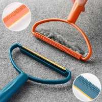 Clothes lint and hair remover