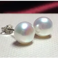 Pearl earrings Monica