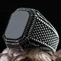 Men's chunky retro ring with black stone